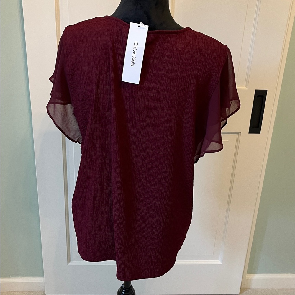 NWT Calvin Klein Blouse with Sheer Flutter Cap Sleeves Merlot Color - Picture 3 of 5